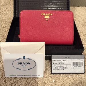 VGUC- Auth. Prada Saffiano Metal Zip Wallet Fuoco Red Gold Hardware 1ML225